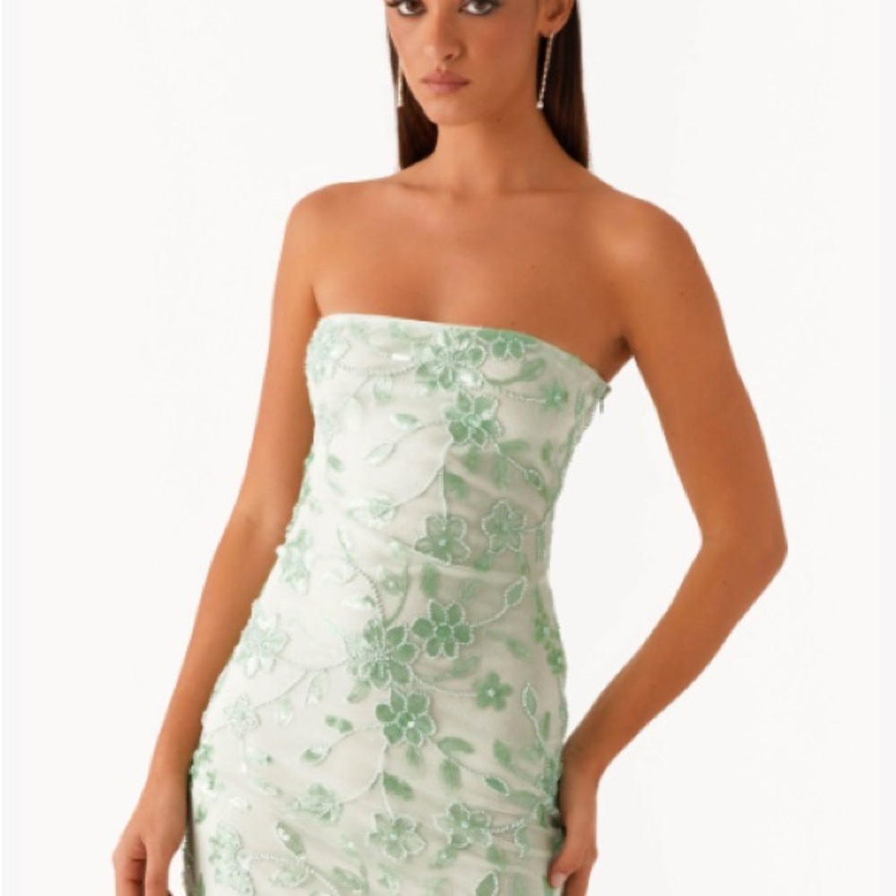 Elegant Strapless Green Floral Dress